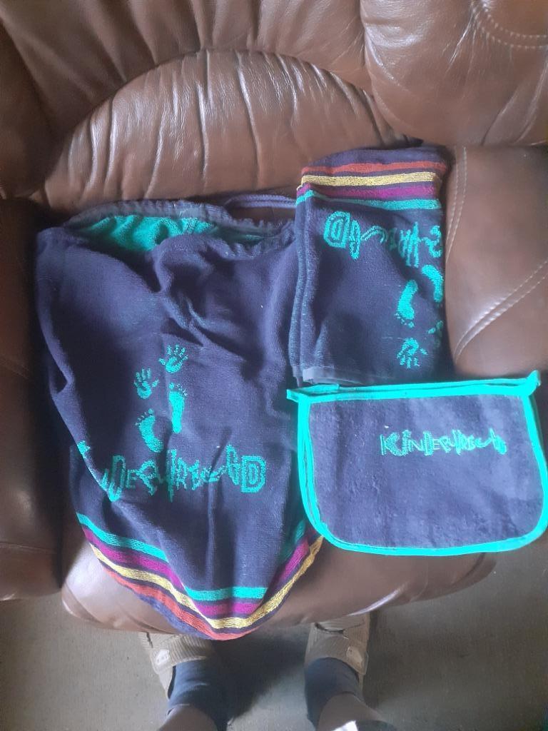 badset "Kindervreugd", Ophalen of Verzenden, Handdoek