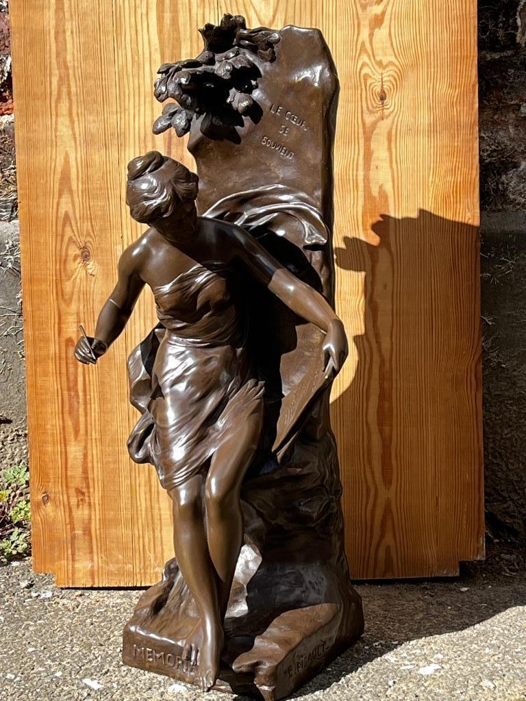 Emile PICAULT Memoria allégorie ancien bronze le passé 66 cm, Antiquités & Art, Art | Sculptures & Bois, Enlèvement