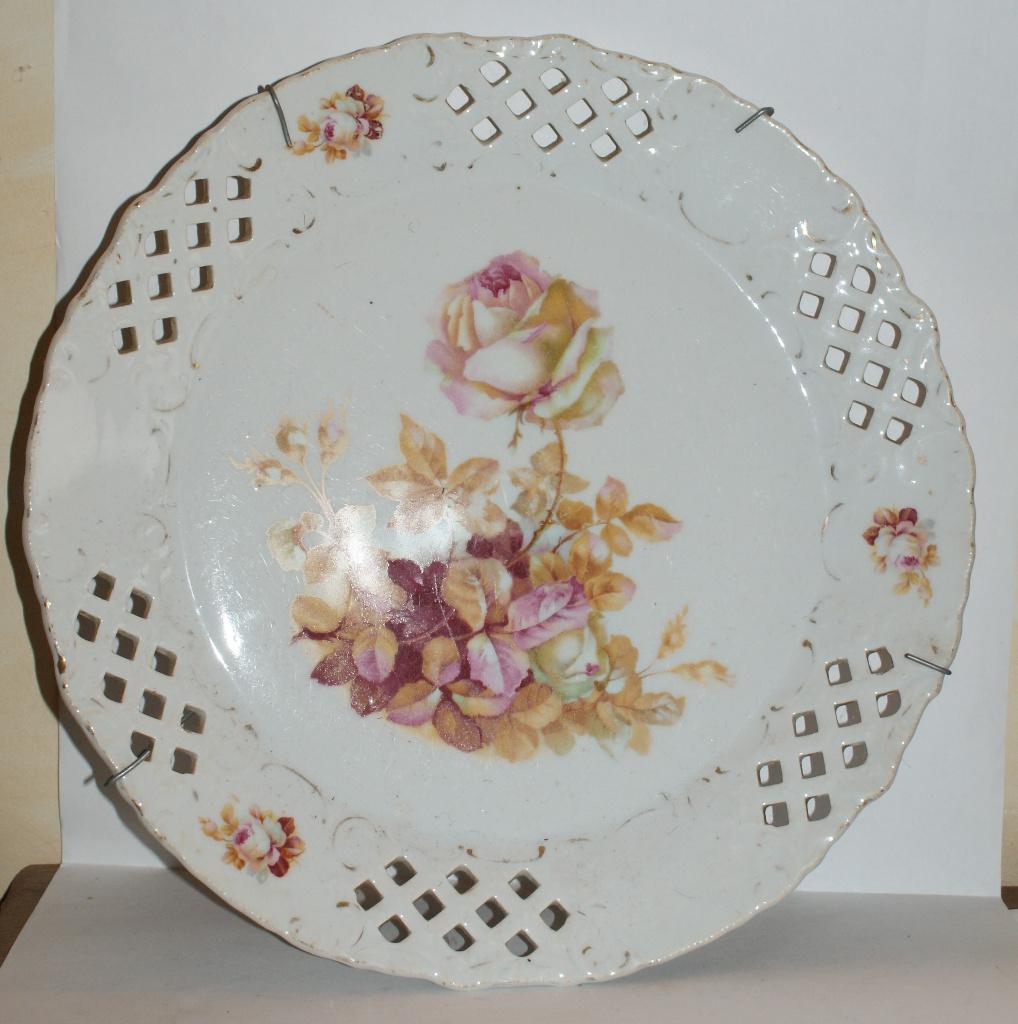 Ancienne assiette décorative à pendre en faïence 33 cm, Antiquités & Art, Enlèvement ou Envoi