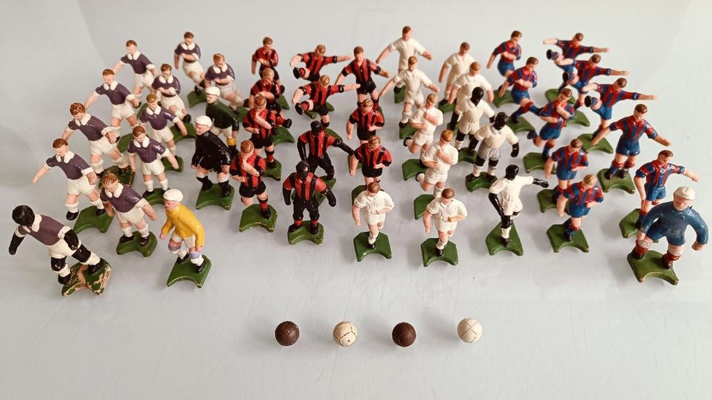 Oude voetbal figuurtjes JSB. Belgium., Ophalen of Verzenden