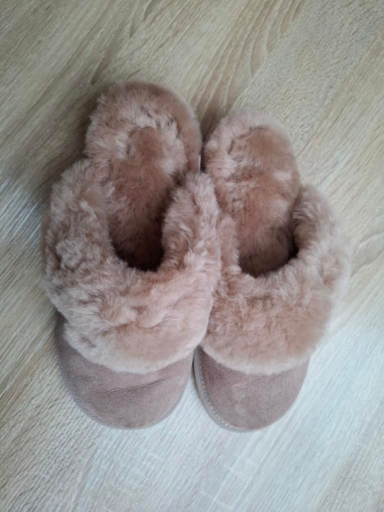Pantoffels, schapenwol met kalfsleer, maat 37, niet gebruikt, Ophalen, Beige, Vanuba, Nieuw
