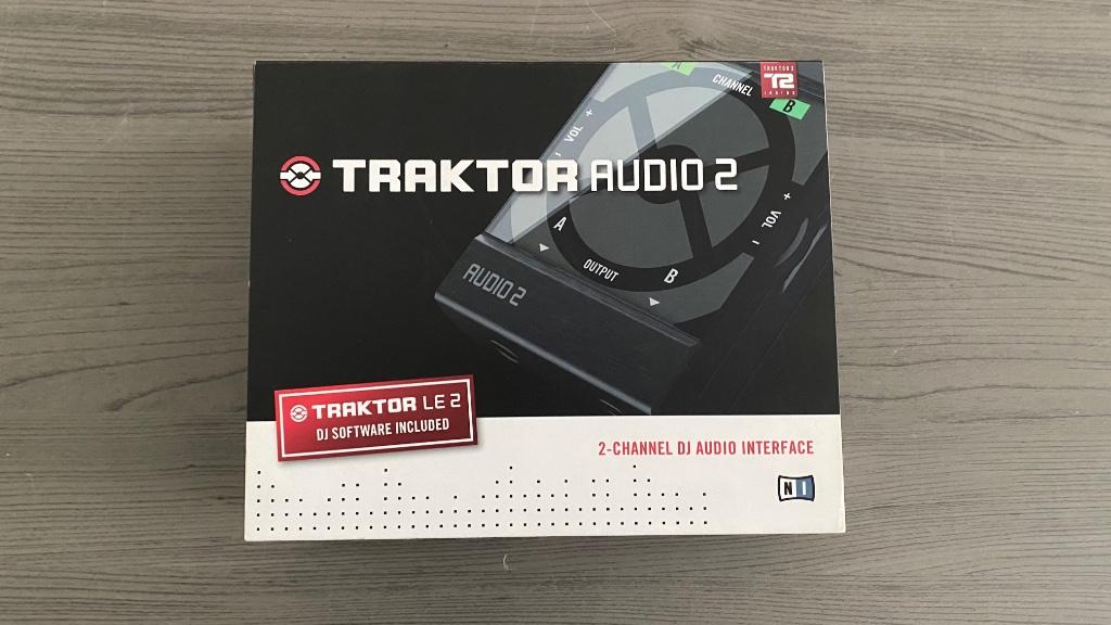 Native instruments Traktor Audio 2, Muziek en Instrumenten, Ophalen, Zo goed als nieuw