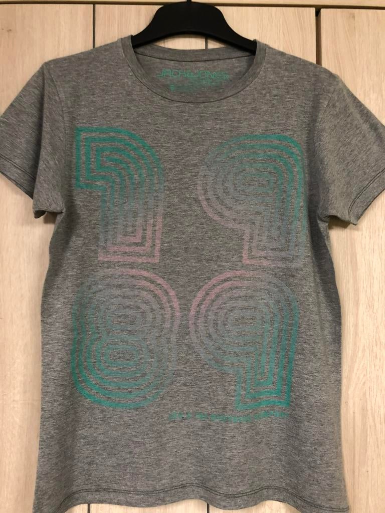 T-shirt : Jack & Jones : taille S, Vêtements | Hommes, T-shirts, Gris, Enlèvement ou Envoi, Comme neuf, Taille 46 (S) ou plus petite