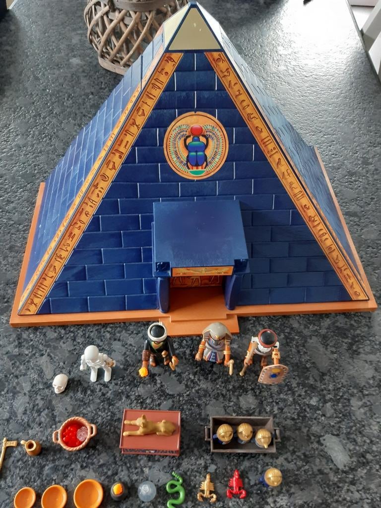 Playmobil pyramide, Enfants & Bébés, Jouets | Playmobil, Enlèvement, Comme neuf