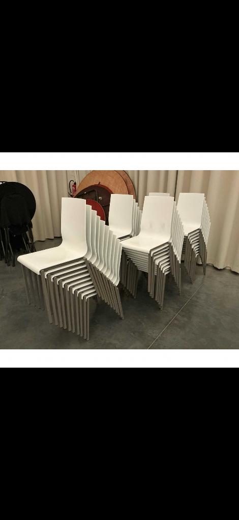 Stapelbare kantinestoel 60 stuks, Huis en Inrichting, Stoelen, Ophalen, Gebruikt, Wit, Kunststof