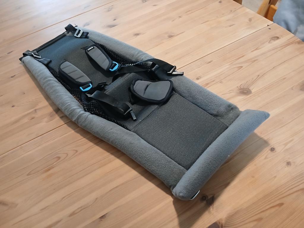 Thule chariot accessoires hangmat-voetenzak-zonnescherm, Fietsen en Brommers, Fietsaccessoires | Aanhangwagens en Karren, Zo goed als nieuw