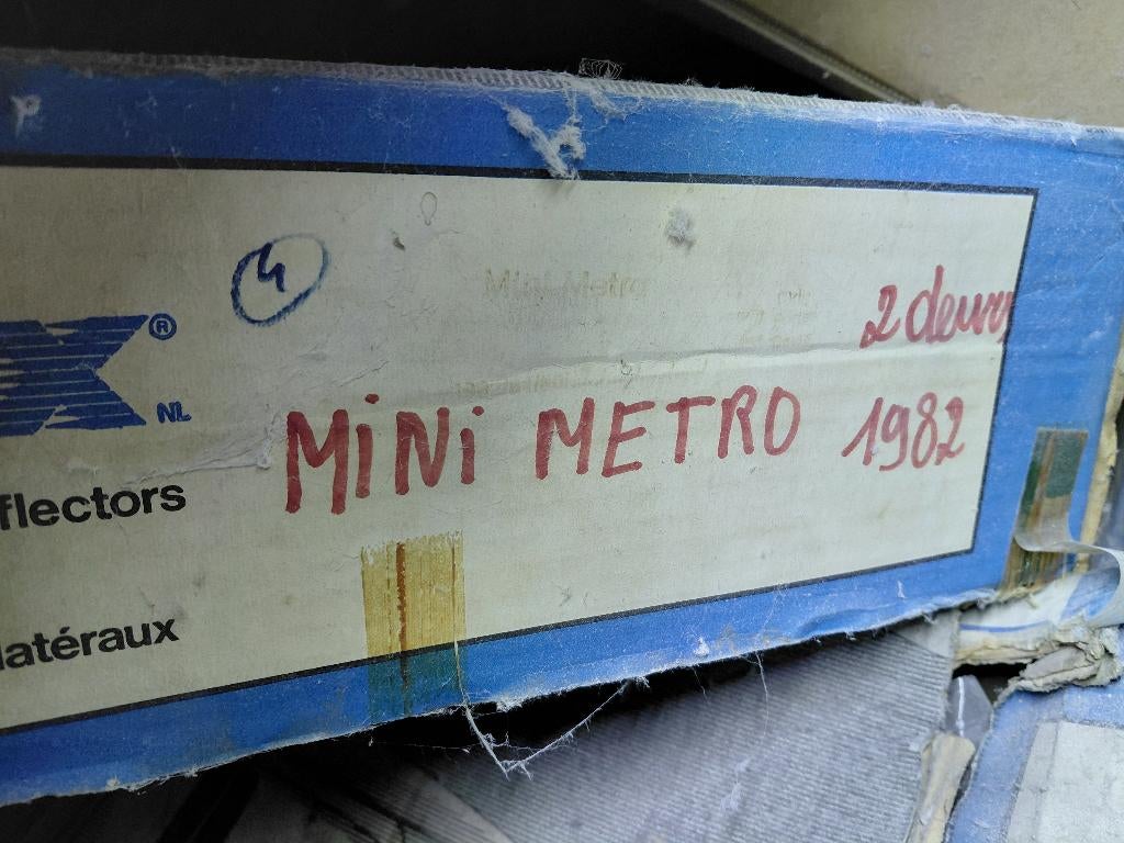 Austin mini metro 2d 1982 set zijwindschermen, Enlèvement, Neuf, Austin