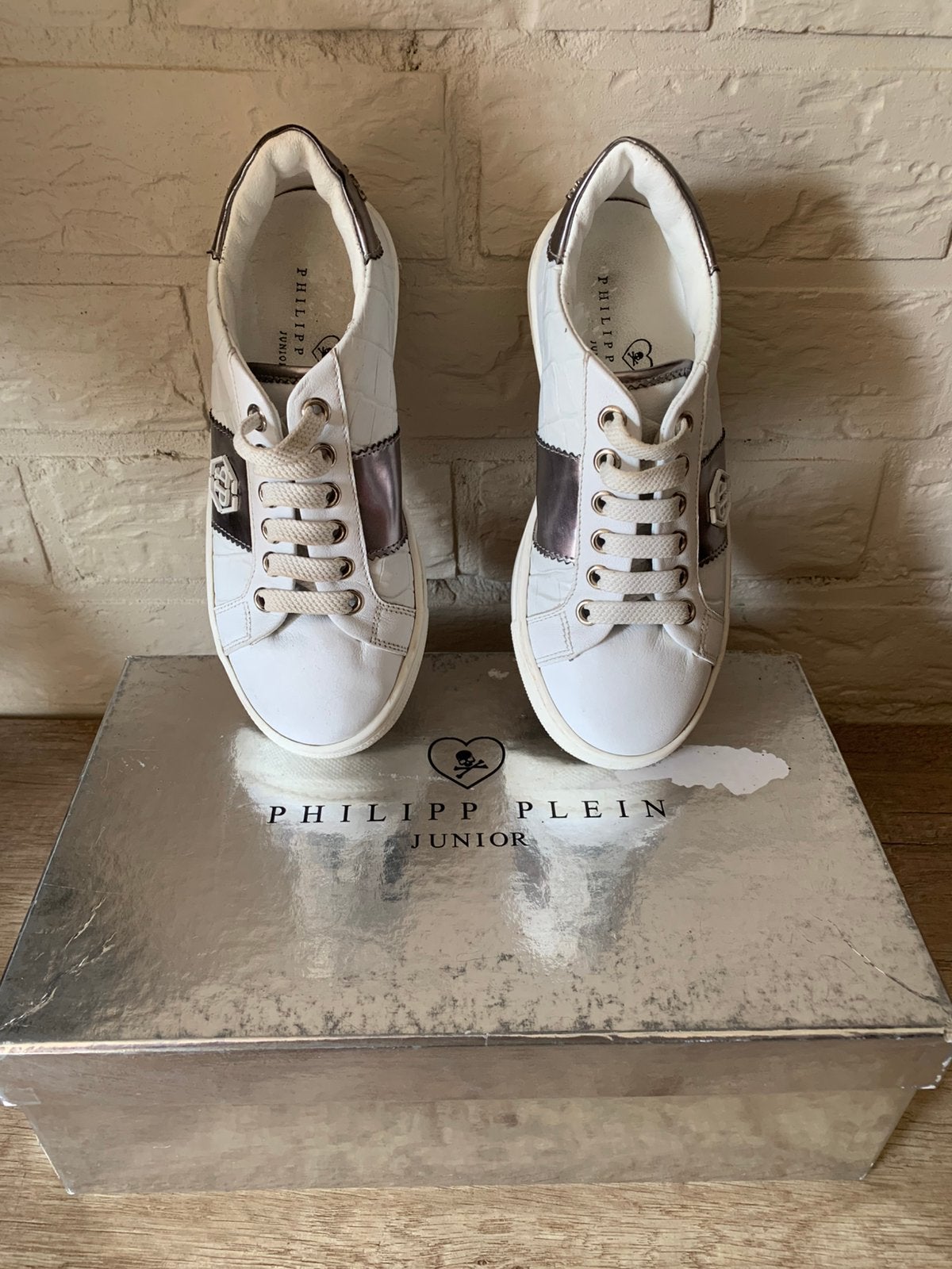Philipp plein junior sneakers maat 31 in mooie staat, Gebruikt, Schoenen, Ophalen of Verzenden, Jongen