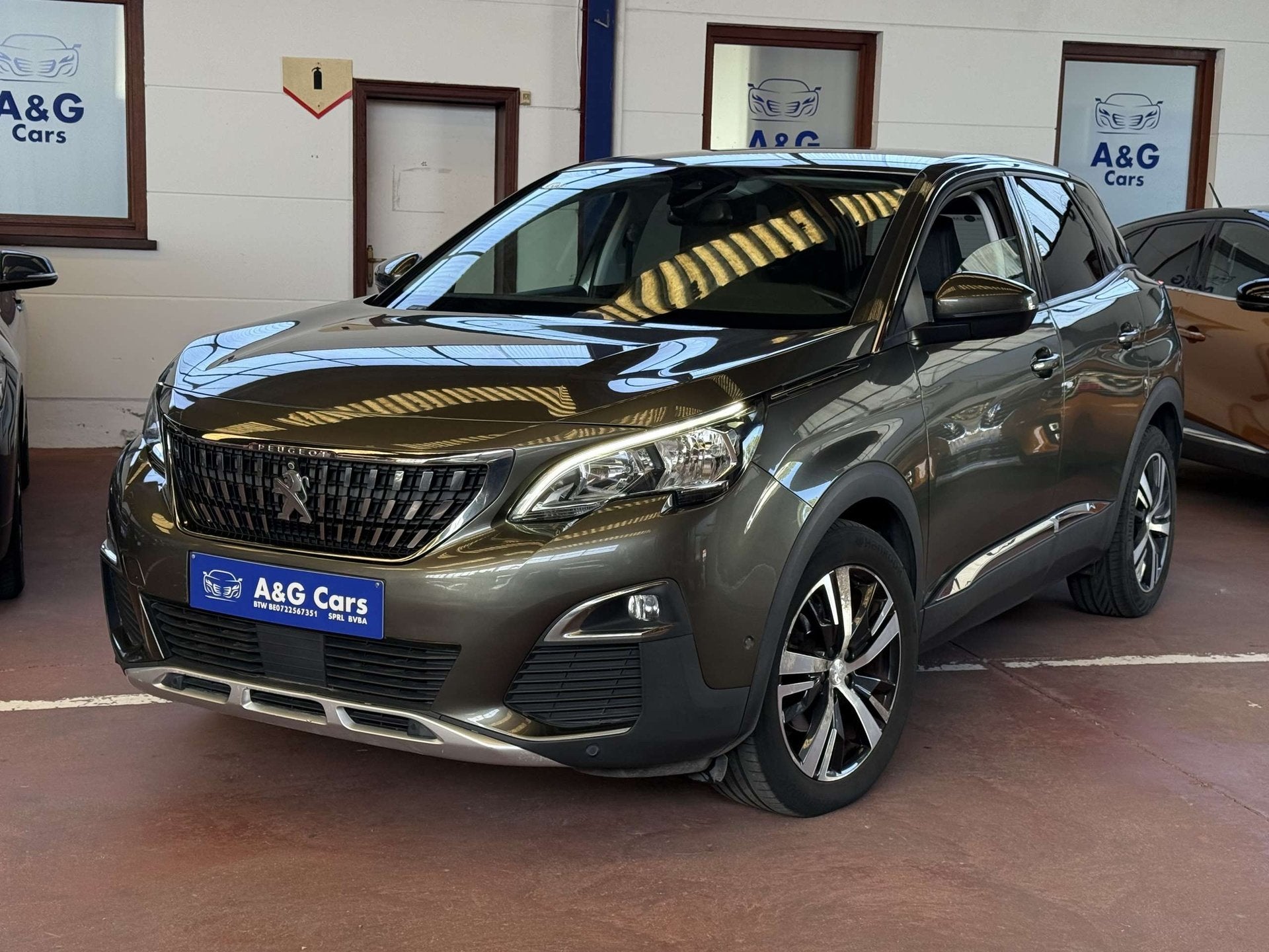 Peugeot 3008 3008 1.6 BlueHDi Allure, Auto's, Automaat, Dealer onderhouden, Gebruikt, Euro 6