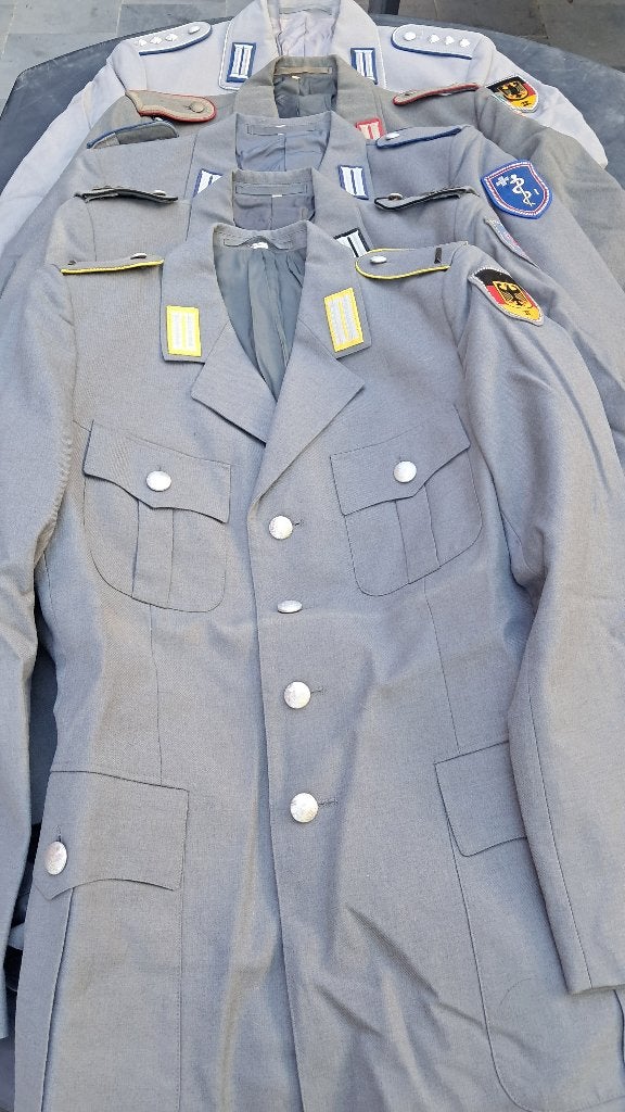 ALLEMAGNE DE L' OUEST - VAREUSES DIVERSES, Collections, Enlèvement ou Envoi, Armée de terre, Vêtements ou Chaussures