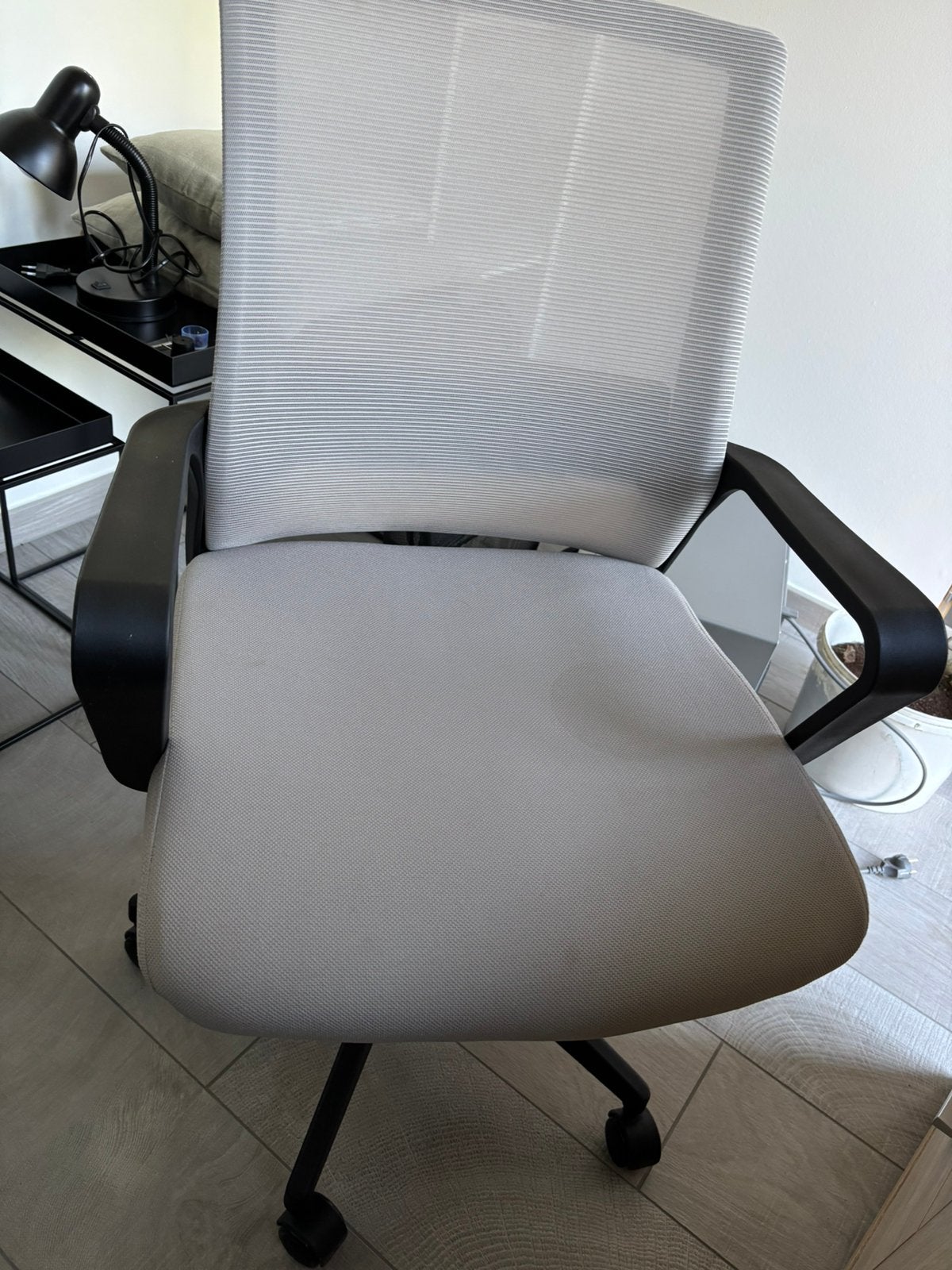 Bureaustoel beige/zwart, Ophalen, Gebruikt, Beige, Bureaustoel