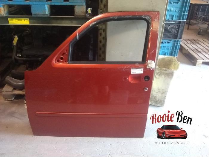 Portier 4Deurs links-voor van een Dodge Nitro (PV6), Gebruikt, -, Deur, -