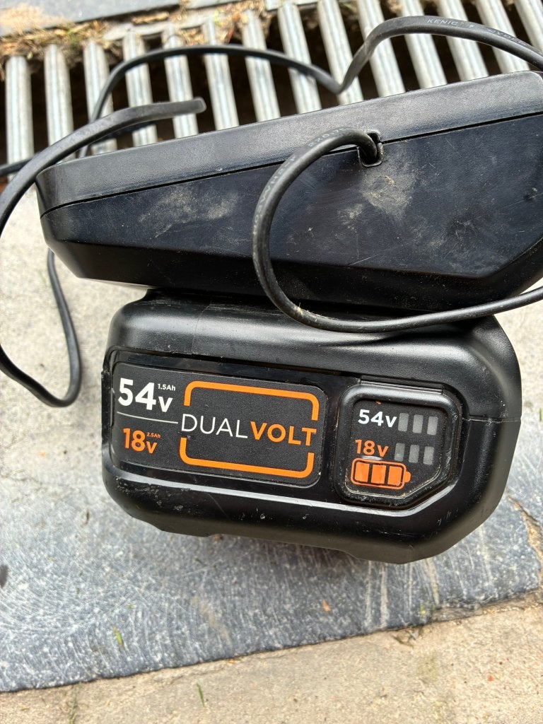 Accu + lader Black+Decker 54-18V, Ophalen of Verzenden, Gebruikt, Accu, Black&Decker