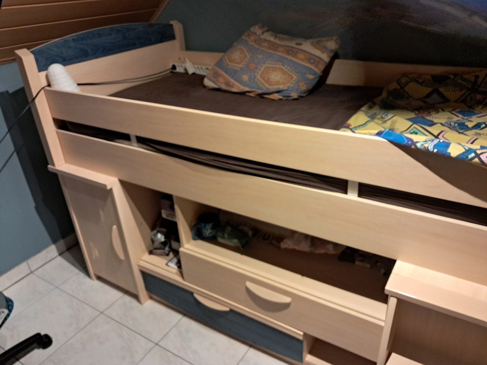 bed tekoop, Ophalen of Verzenden, Zo goed als nieuw, Hoogslaper