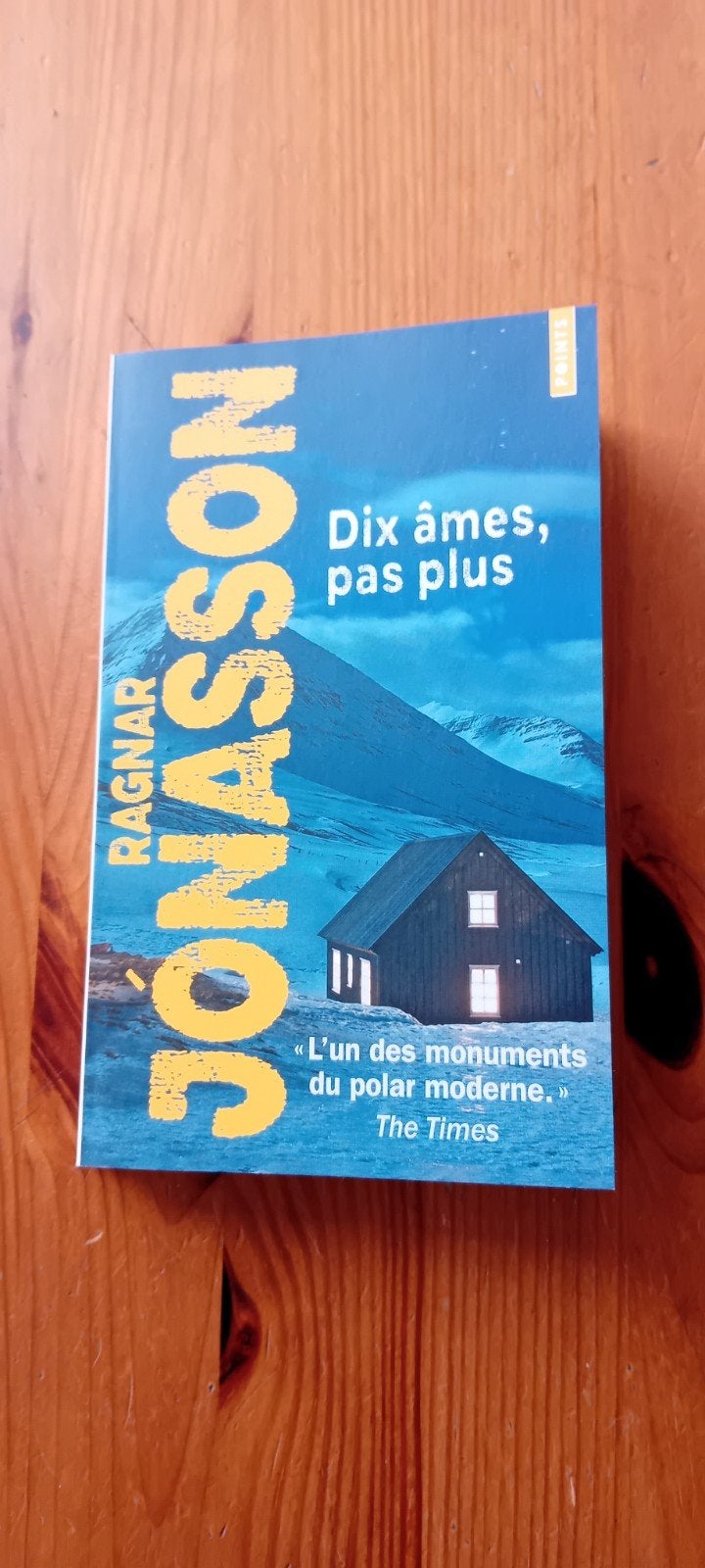 "Dix âmes pas plus" Ragnar Jònasson, Enlèvement ou Envoi