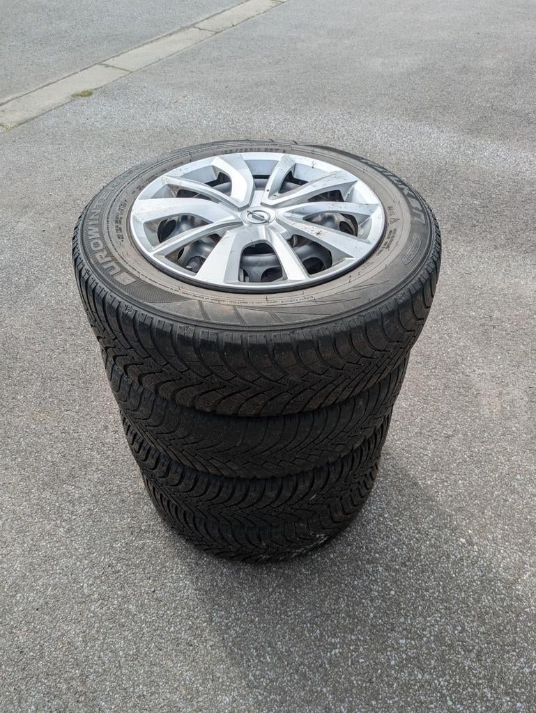 Opel Corsa F winter 4 wielen, Auto-onderdelen, Banden en Velgen, Band(en)