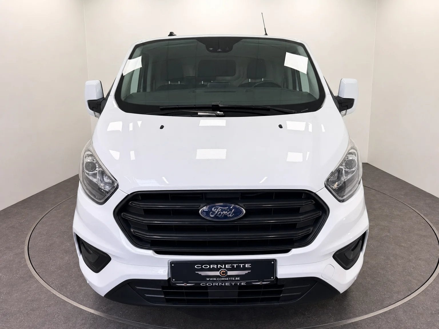 Ford Transit 2.0, Autos, https://public.car-pass.be/vhr/36490e32-47f1-478e-a8a5-24c1ed490705, Entreprise, Diesel, Automatique