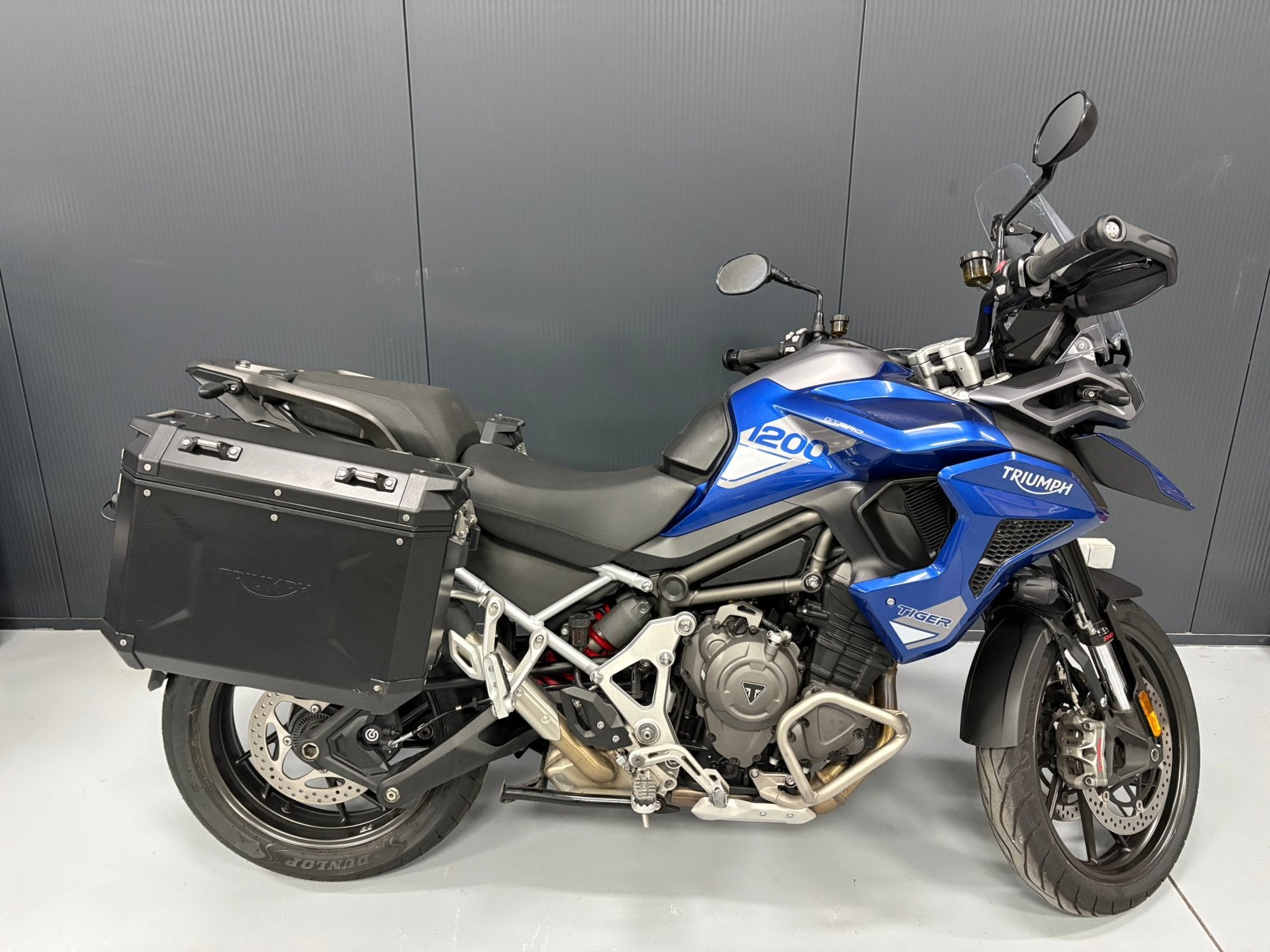 Triumph explorer gt pro, Motoren, Handvatverwarming, Bedrijf, Toermotor