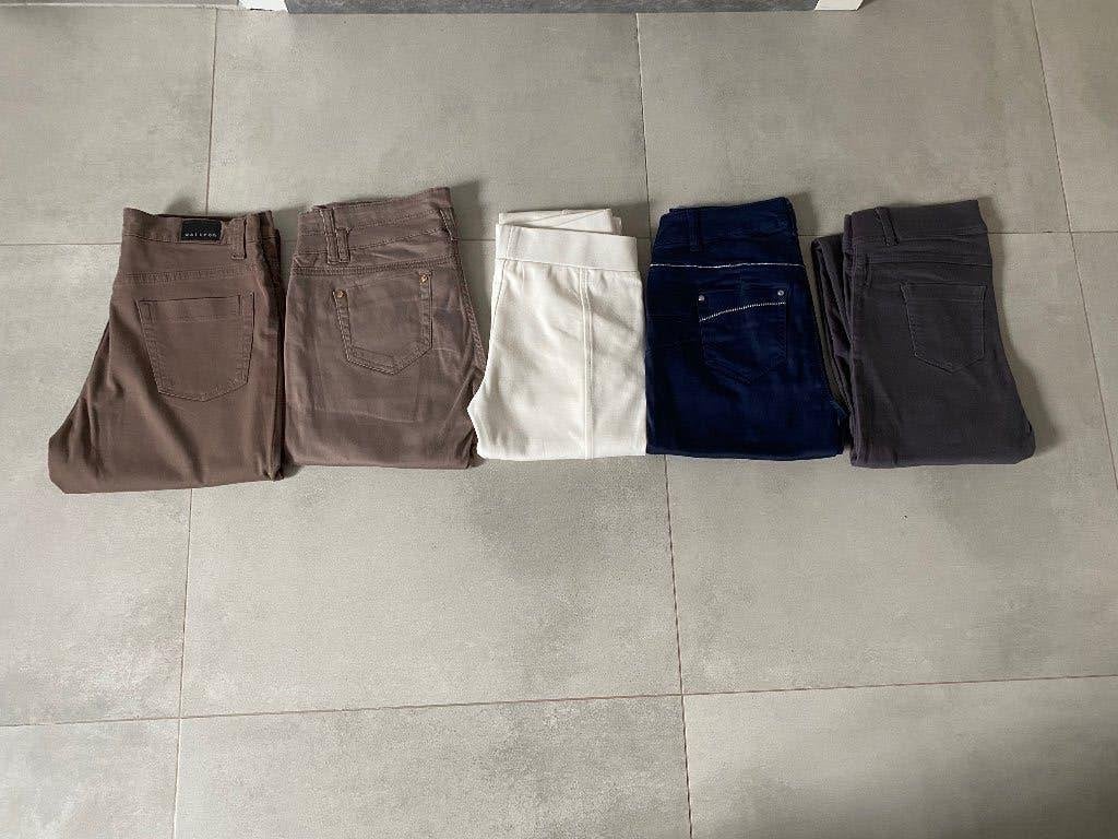 Pakket zomerbroeken M of 38, Vêtements | Femmes, Culottes & Pantalons, Comme neuf, Taille 38/40 (M), Enlèvement