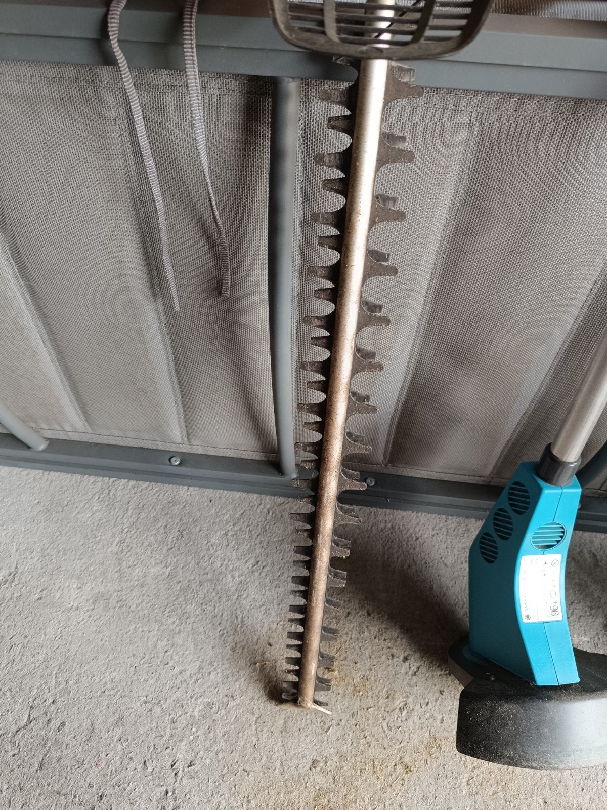 tuingereedschap, Ophalen