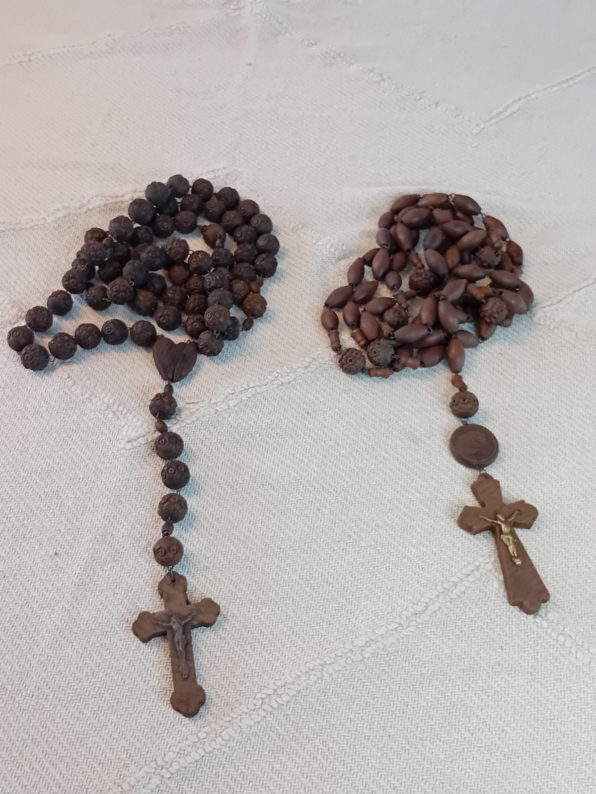 duo de chapelets / rosaires en bois xl, Antiquités & Art, Enlèvement ou Envoi