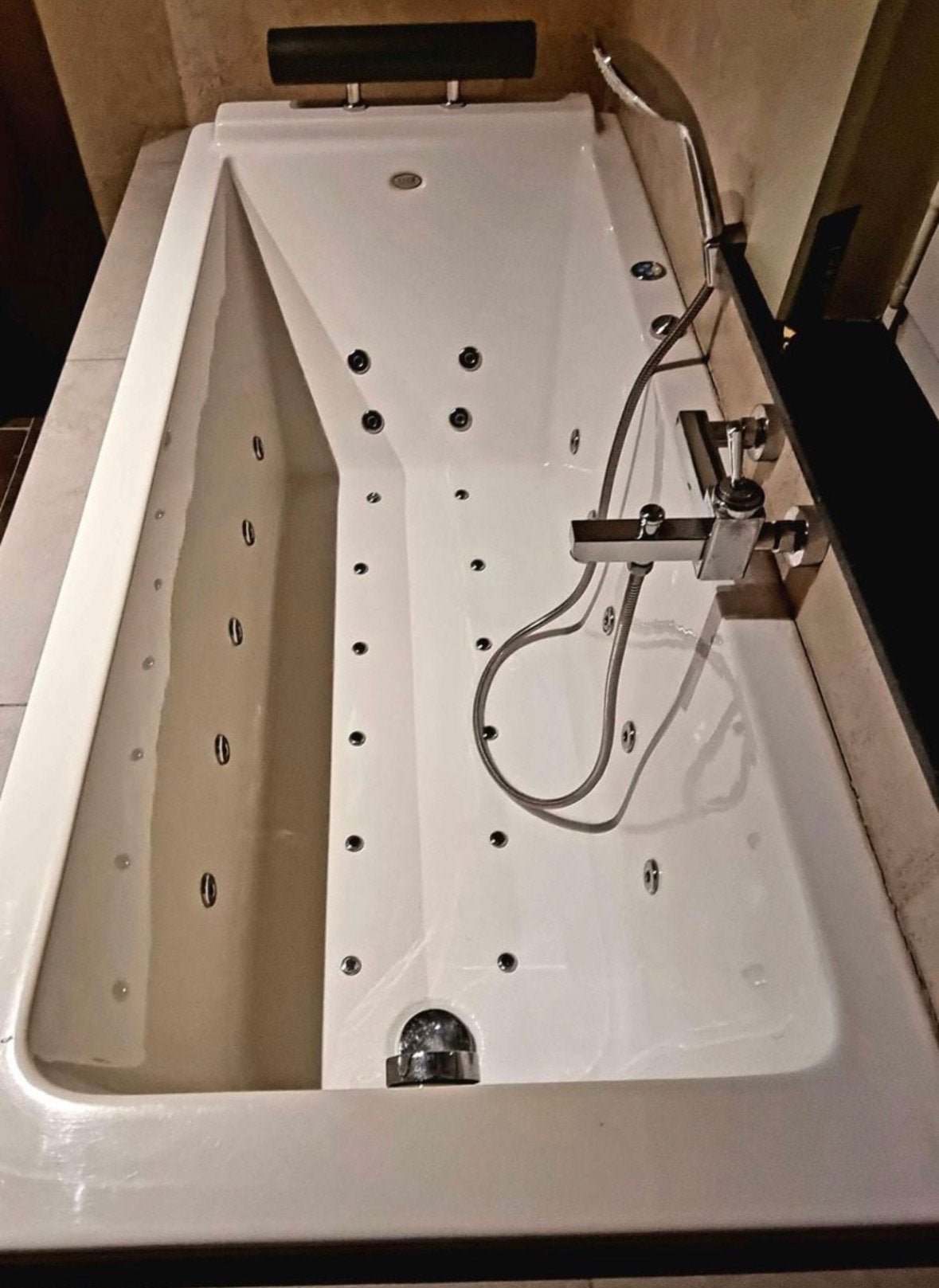 Bubbelbad, Jardin & Terrasse, Bains à remous et Spas, Enlèvement, Comme neuf, Pompe
