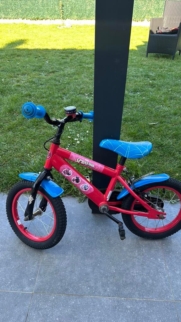 Spiderman kinderfiets, Fietsen en Brommers, Ophalen, Zo goed als nieuw, Minder dan 16 inch