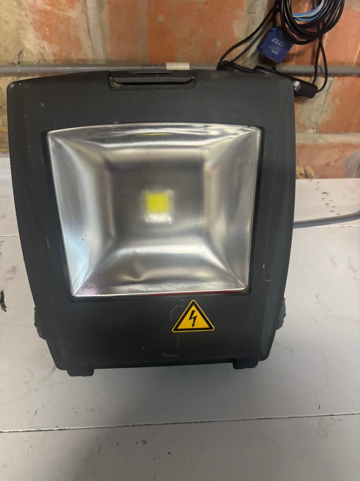 Ledstraler 50W, Ophalen of Verzenden, Gebruikt, 50 tot 200 watt, Lamp met armatuur
