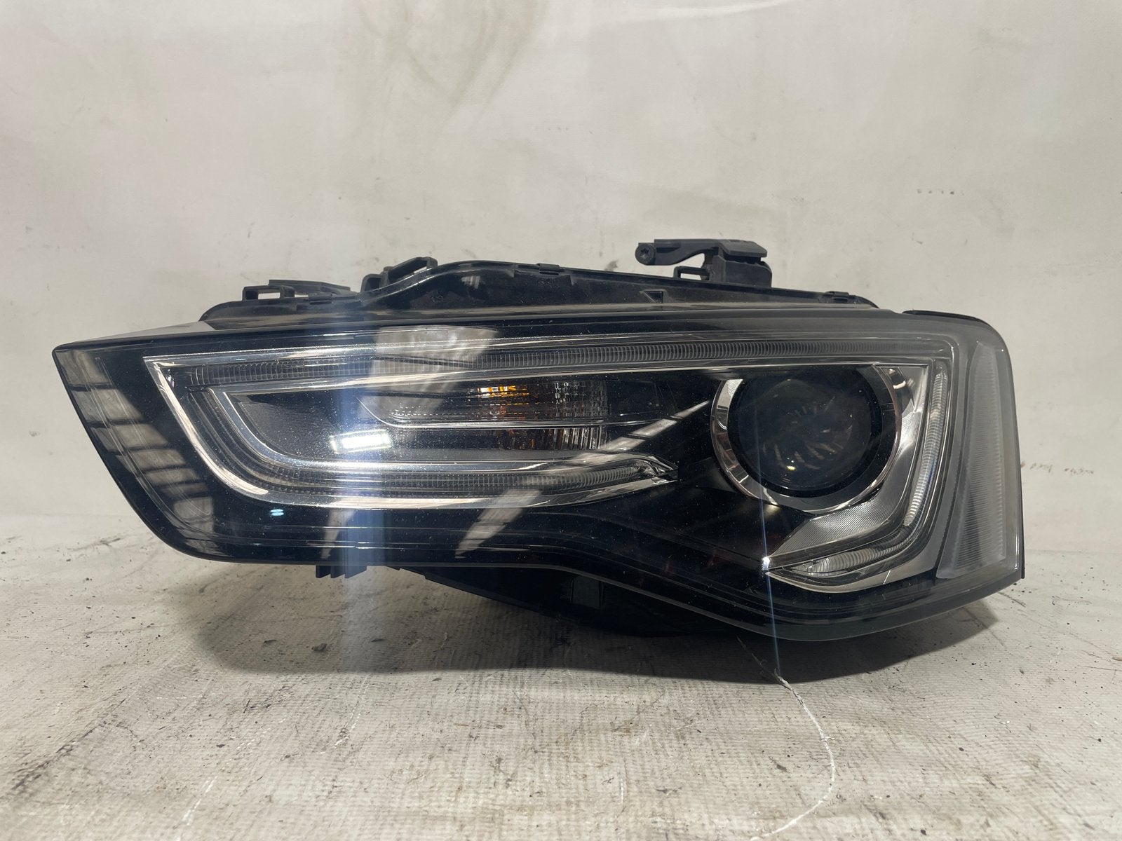 Phares gauche AUDI A5    8T0941005C, Audi, Enlèvement, Utilisé