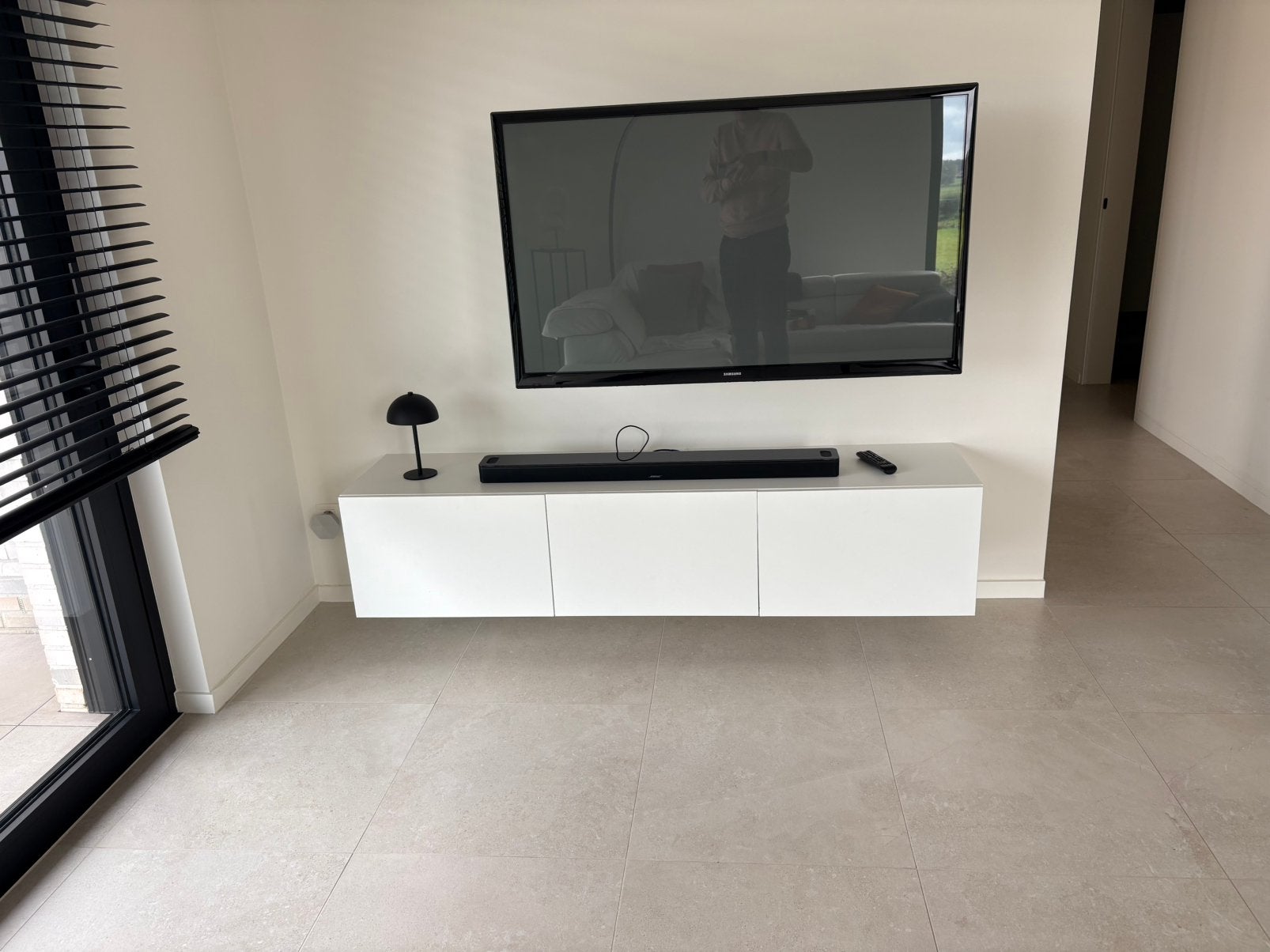 IKEA zwevend TV-meubel – wit – 3 grote lades – topstaat, Ophalen, Zo goed als nieuw