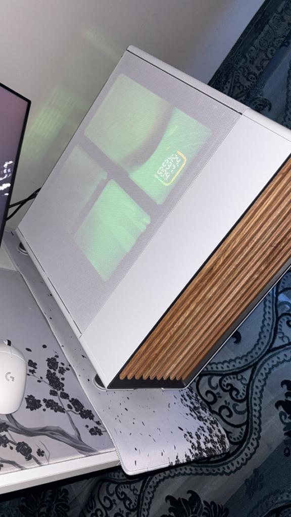 BEAST Game PC White Build –Ryzen 7 7700 RX 9060 XT 32GB DDR5, 32 GB, Virtual Reality, Comme neuf, 4 Ghz ou plus