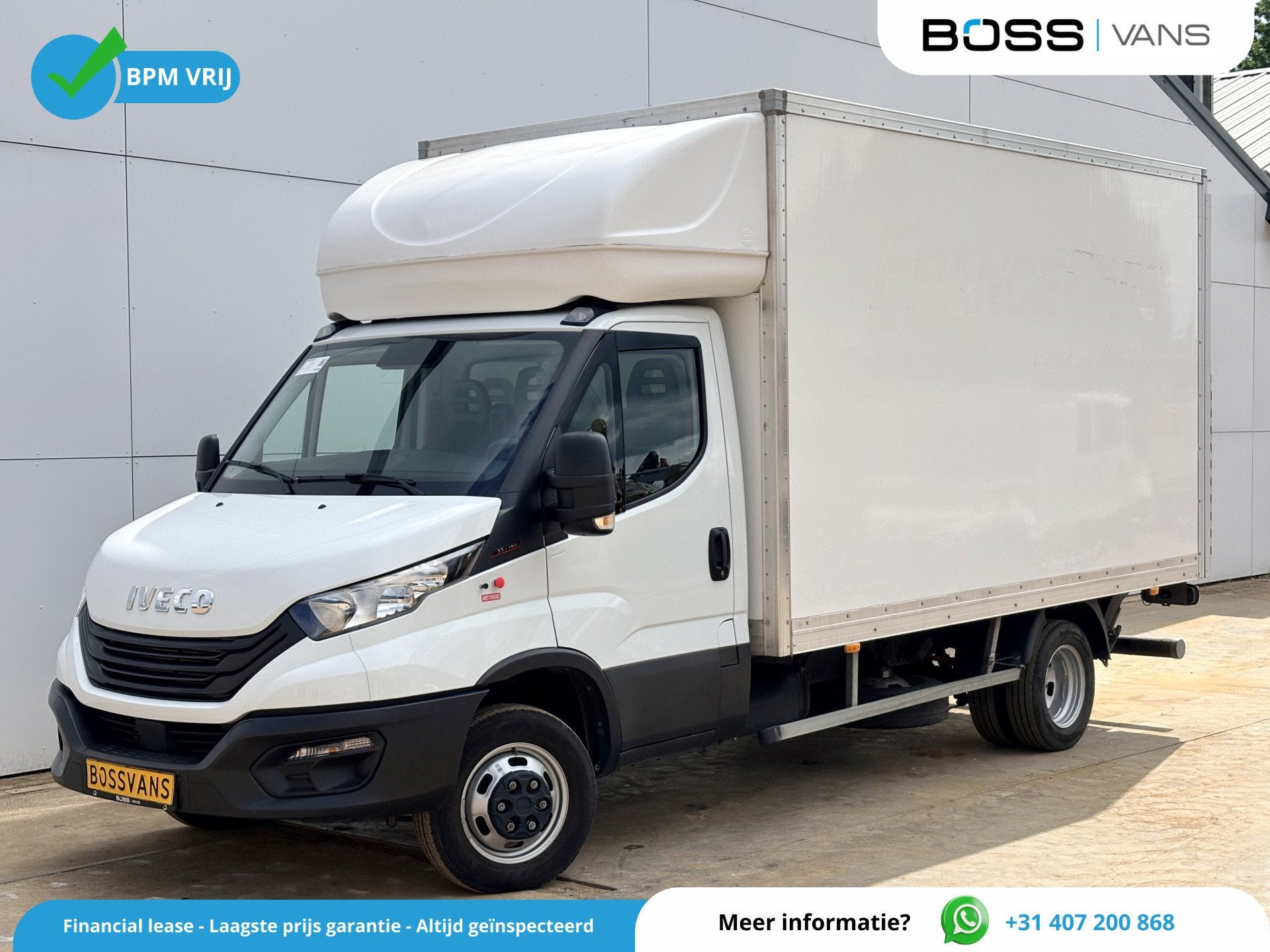 Iveco Daily 35C16 3.0 160PK Laadklep Zijdeur Camera Climate, Auto's, Gebruikt, Zwart, 4 cilinders, Iveco