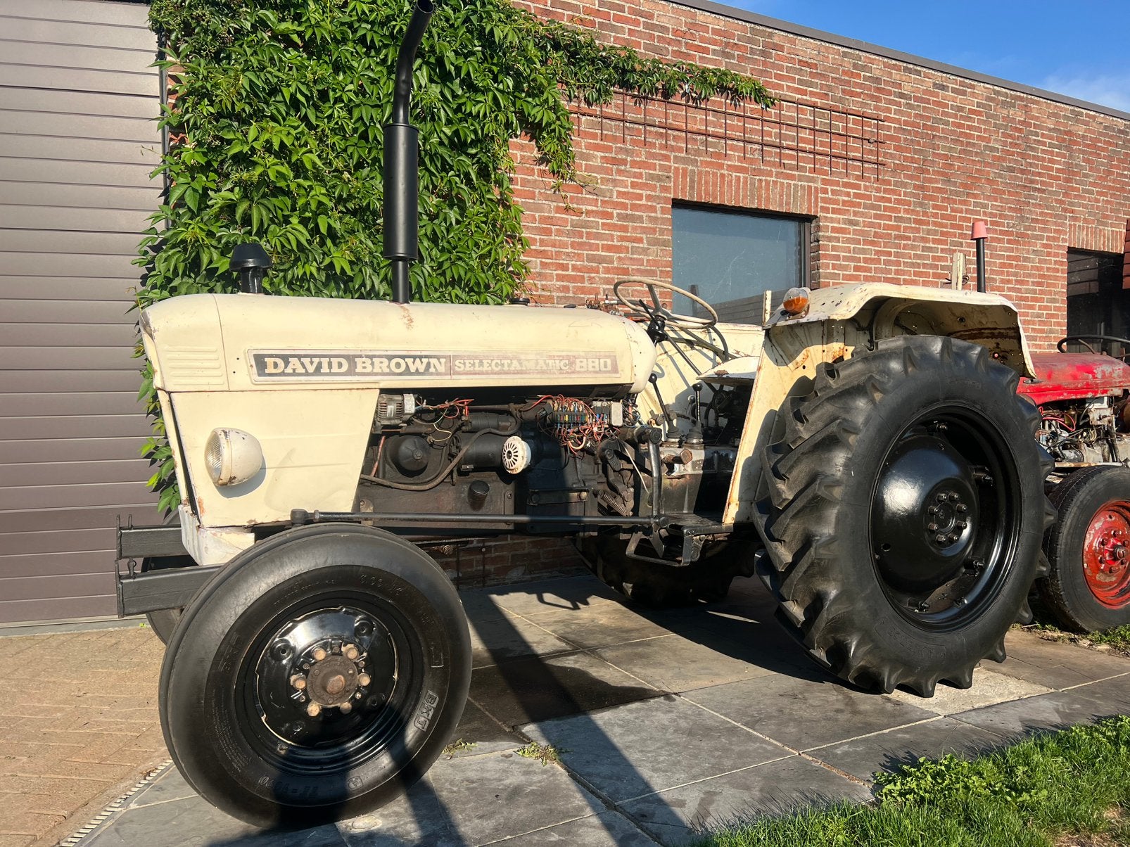 Tractor David Brown 880 met toebehoren., Articles professionnels, Agriculture | Tracteurs, Enlèvement