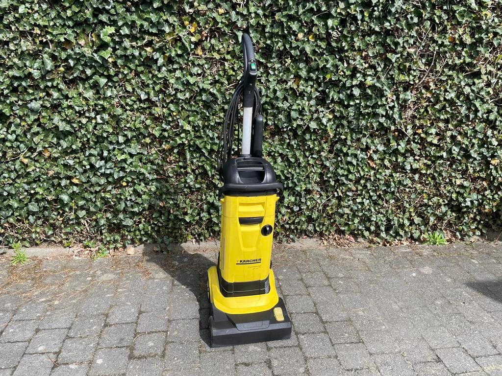 Karcher BR 30/4, Enlèvement, Comme neuf, Électrique