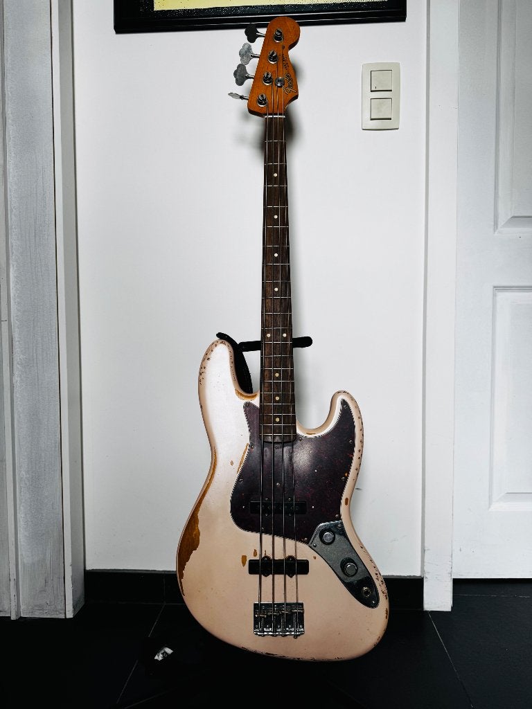 Fender Flea Jazz Bass, Musique & Instruments, Instruments à corde | Guitares | Basses, Enlèvement, Comme neuf, Électrique