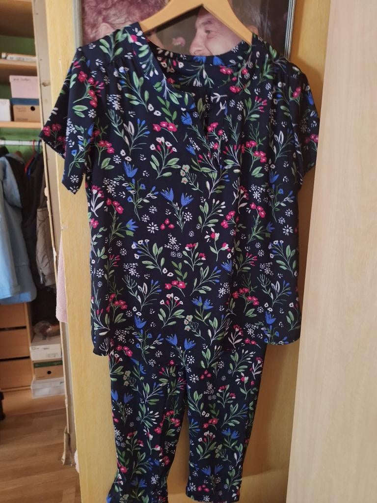 Femme, Blanche Porte, Comme neuf, Taille 38/40 (M), Bleu