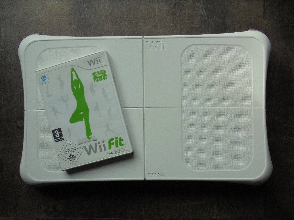 Wii Fit + Nintendo Balance Board voor Wii (zie foto's) III, Gebruikt, 1 speler, Ophalen of Verzenden, Vanaf 3 jaar