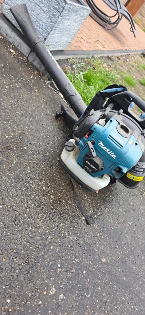 Bladblazer makita eb5300th, Tuin en Terras, Ophalen, Benzine, Gebruikt, Ruggedragen
