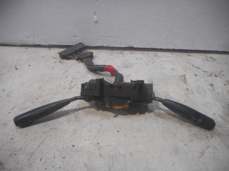 COMMUTATEURS DE VOLANT Toyota Corolla (E9) (84310-1a280), Kundenbetreuung@toyota.de, Toyota, Utilisé, Toyota-Allee 2
50858  Köln, DE