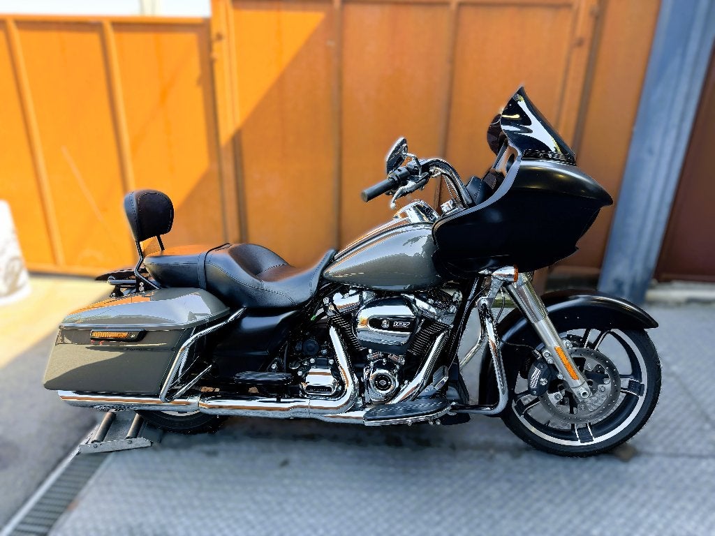 Roadglide 1745 cm³ ABS 2019 GPS-radio GAR 1,2,3 jaar JHB, Motoren, Motoren | Harley-Davidson, Bedrijf, Chopper, meer dan 35 kW