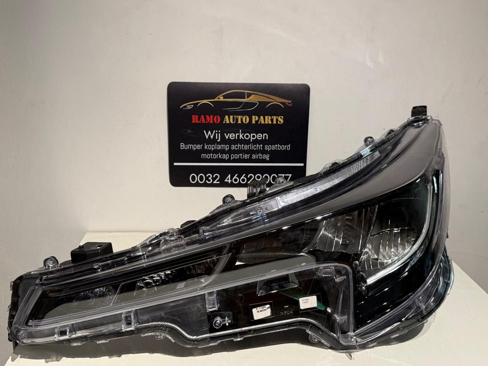TOYOTA COROLLA E21 KOPLAMP LED LINKS 81150-02S60, -, 3 mois de garantie, Toyota, Utilisé