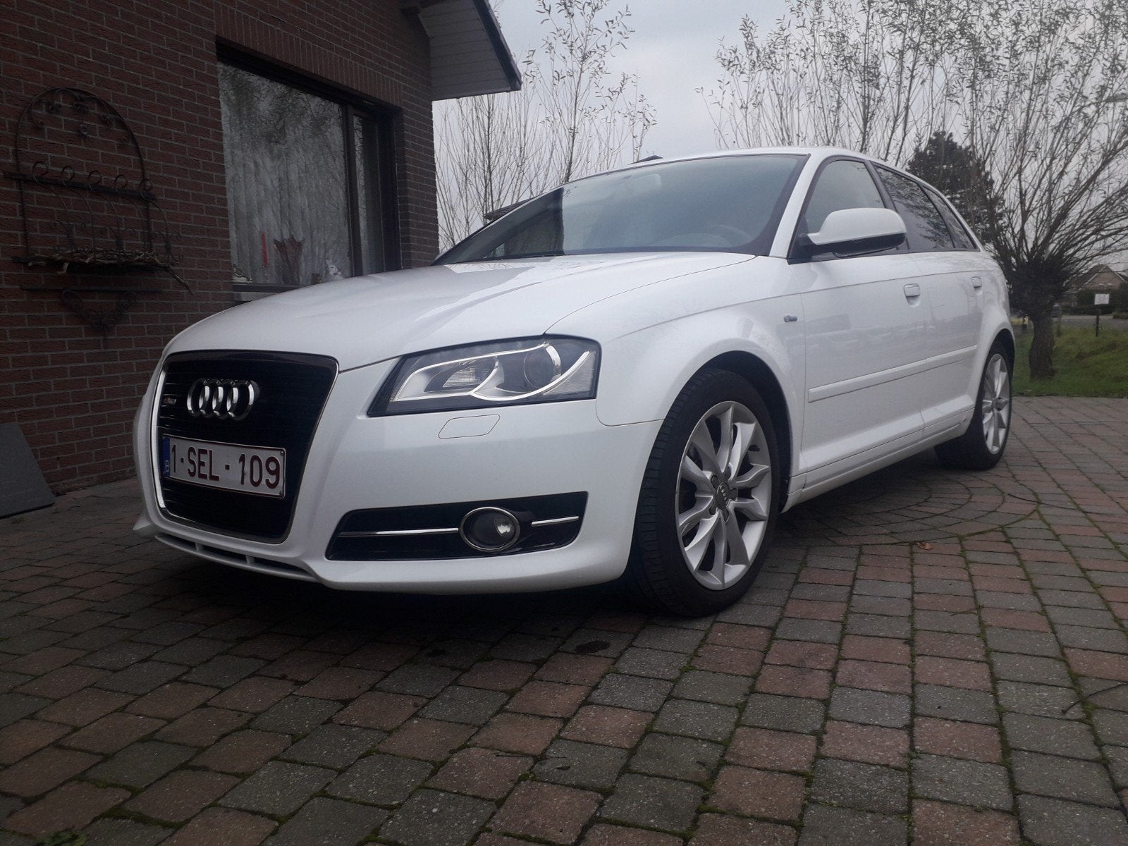 Audi A3 Sportback 2.0 TDI, wit, DRL, xenon, Leder, Auto's, Audi, Voorwielaandrijving, Euro 5, Zwart, 4 cilinders