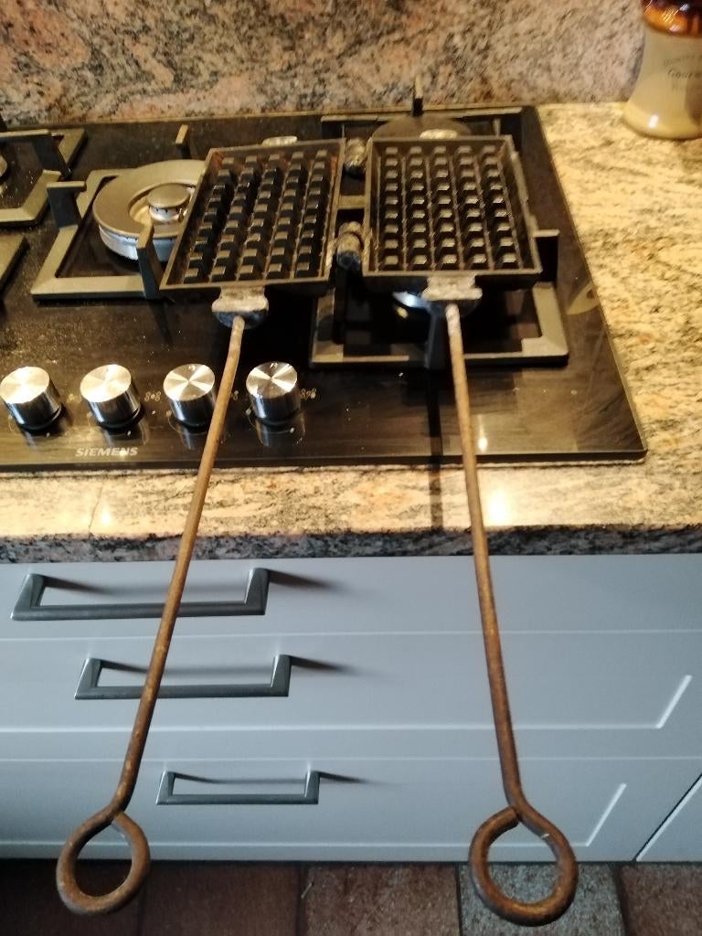 Gaufrier en fonte pour grand-mère, taille unique, Envoi, Utilisé, Fonte, Autres types