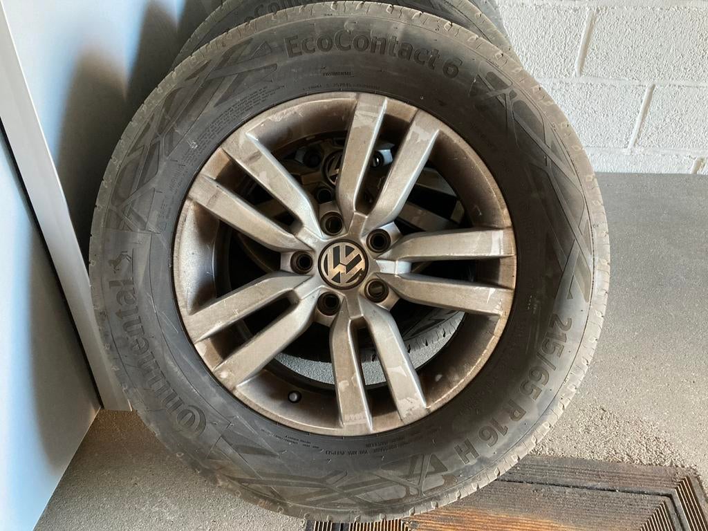 4 pneus été Continental 215/65 R16H et jantes VW, Autos : Pièces & Accessoires, Pneus et Jantes, 215 mm, 16 pouces, Véhicule de tourisme
