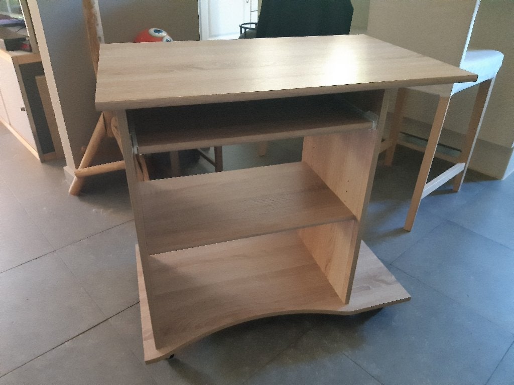 klein bureau met wielen, Huis en Inrichting, Bureaus, Ophalen, Met wielen, Spaanplaat of MDF, 50 cm