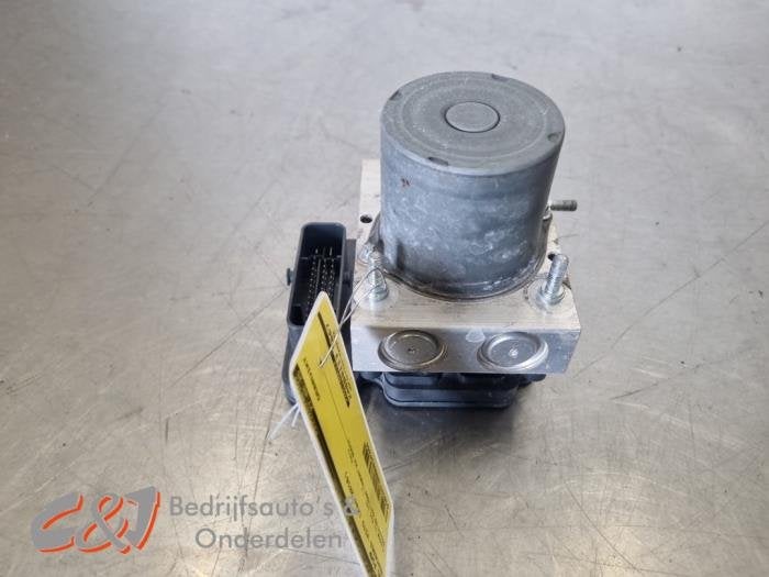 Pompe ABS d'un Mercedes Vito, 3 mois de garantie, Utilisé, -, -