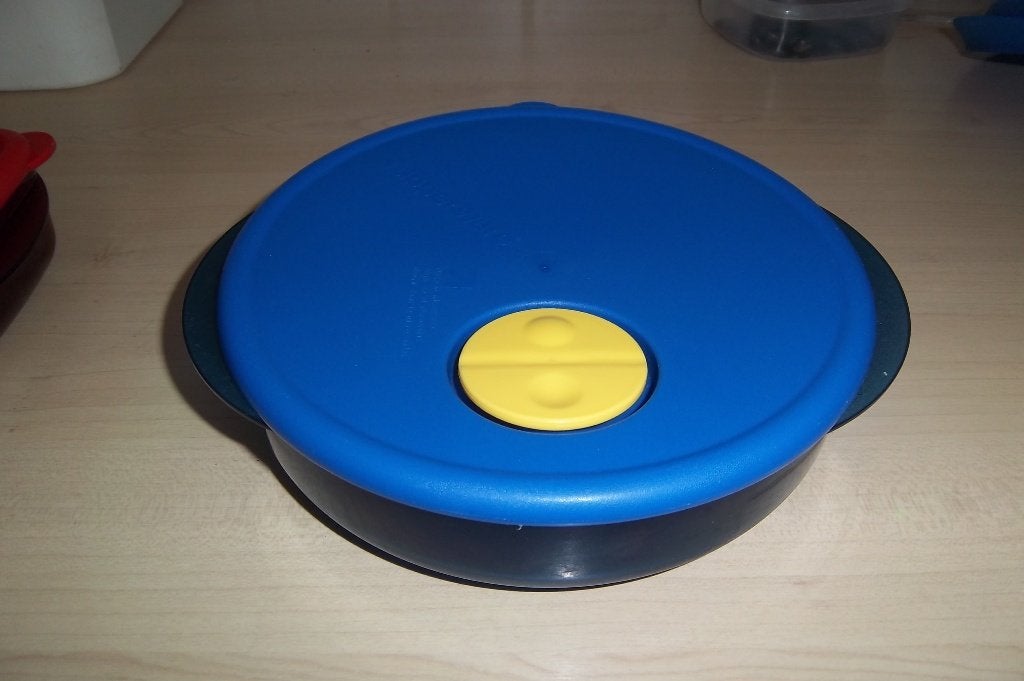 TUPPERWARE SPECIALE MAGNETRON, Huis en Inrichting, Keuken | Tupperware, Ophalen of Verzenden, Zo goed als nieuw, Blauw
