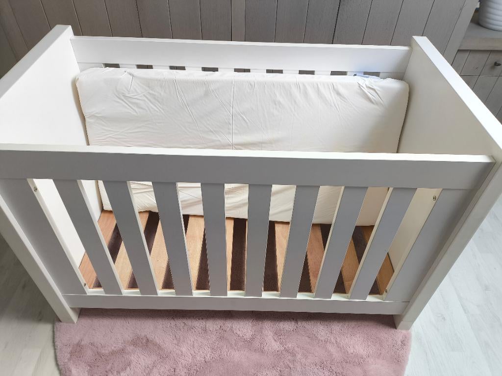Een babybedje, 70 tot 85 cm, Zo goed als nieuw, Minder dan 140 cm, Ophalen