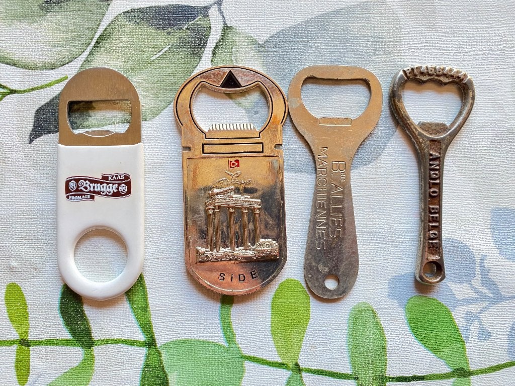 Lots pour collection de 4 décapsuleurs anciens, Enlèvement ou Envoi, Utilisé, Ustensile