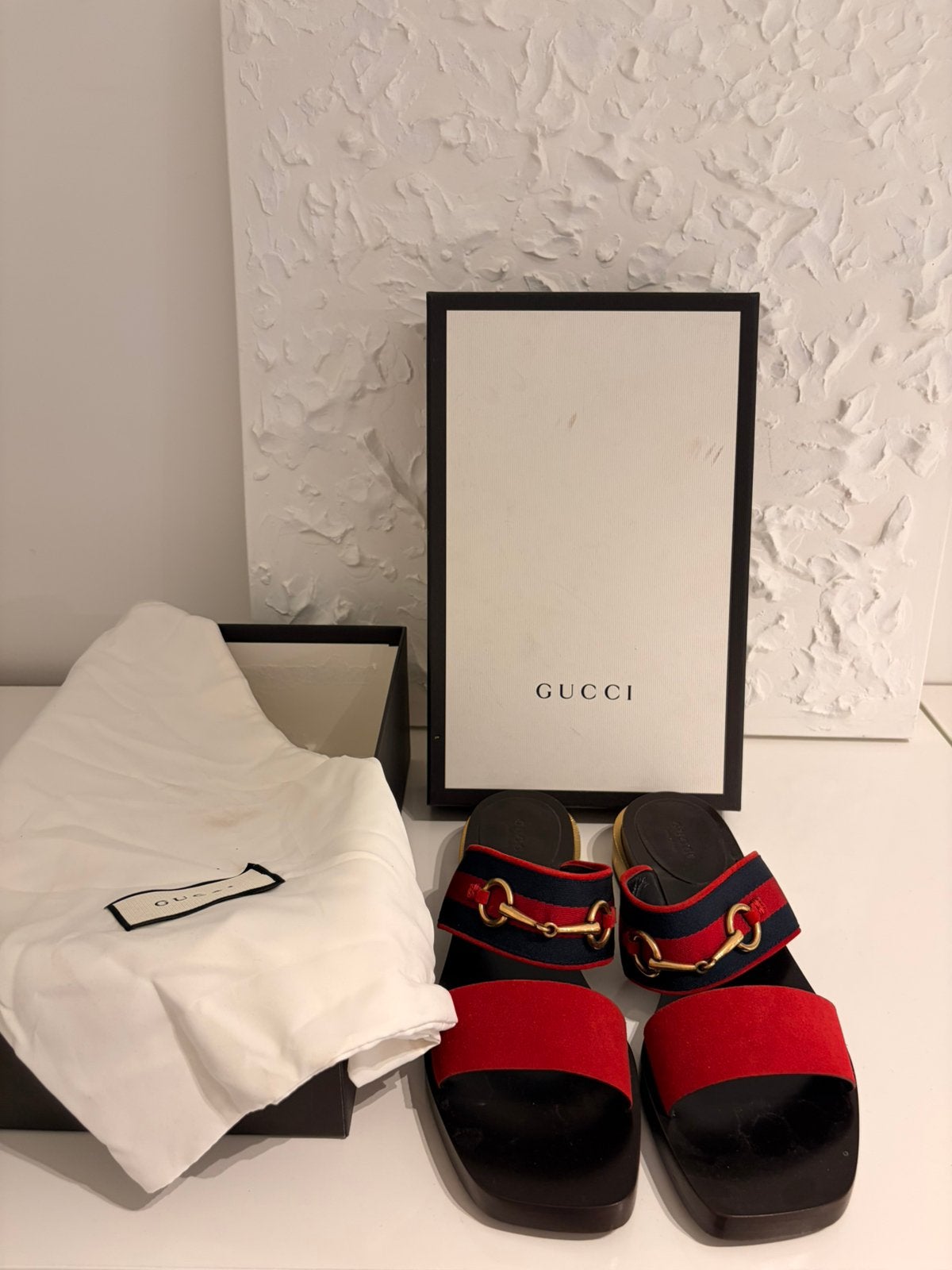 Gucci rode zomerse slippers horsebit maat 39, Kleding | Dames, Schoenen, Slippers, Verzenden, Zo goed als nieuw, Rood